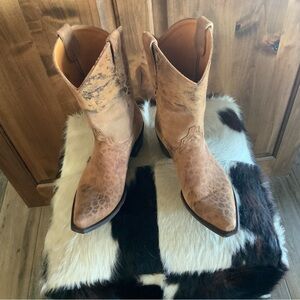 Old Gringo Tan Heeled Boots